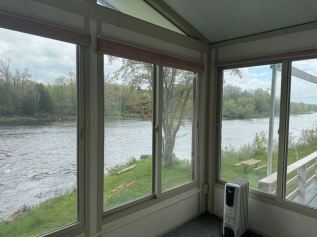 Photo of 19802 N Davison Rd, Big Rapids, MI