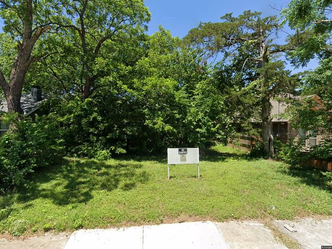 Image of 635 Woodbine Ave