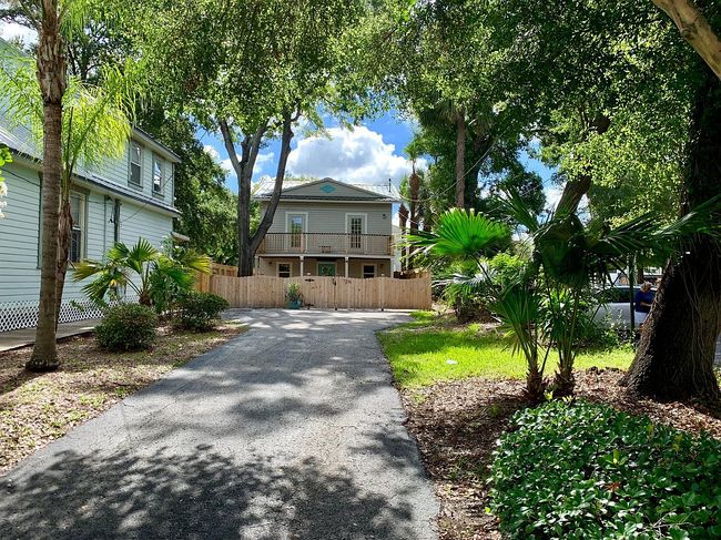 Preview of property located at 216 S Edison Ave