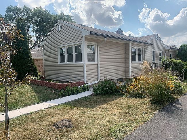 Image of 826 S 3rd Ave