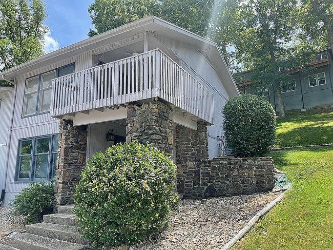Image of 20 Annette Ln