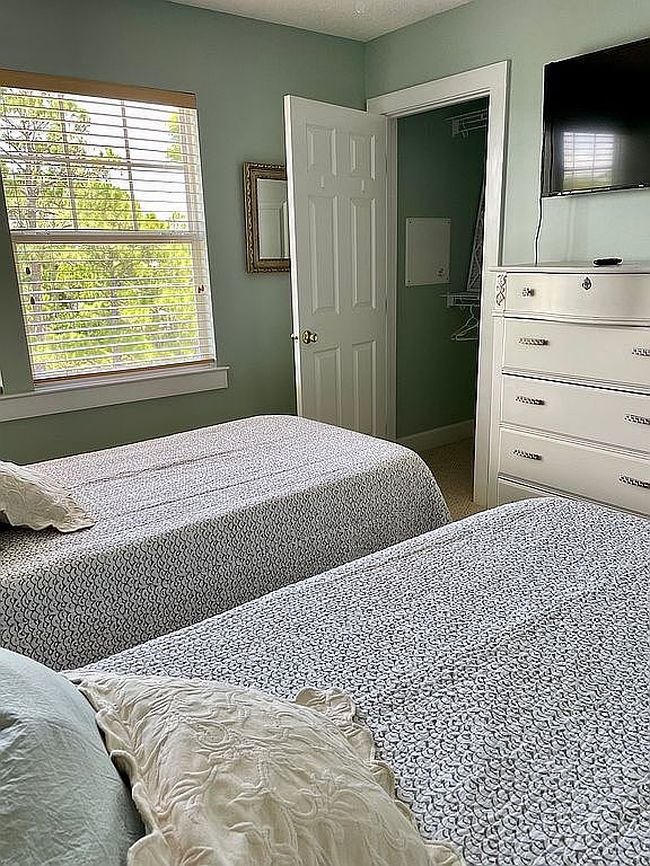 Image of 771 Surfside Dr
