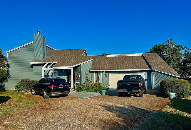 Photo of 629 Amberjack Dr