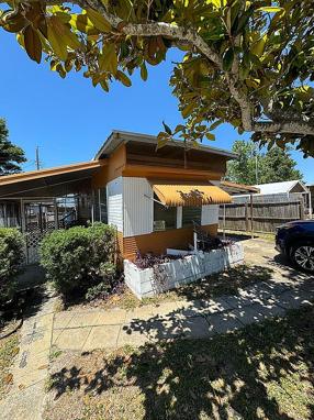 Preview of property located at 2051 Speck Dr