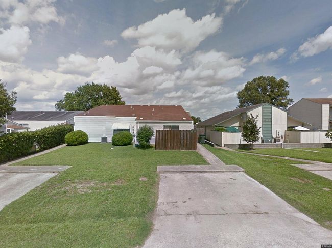 1711 Fox Run Dr, Lake Charles, LA