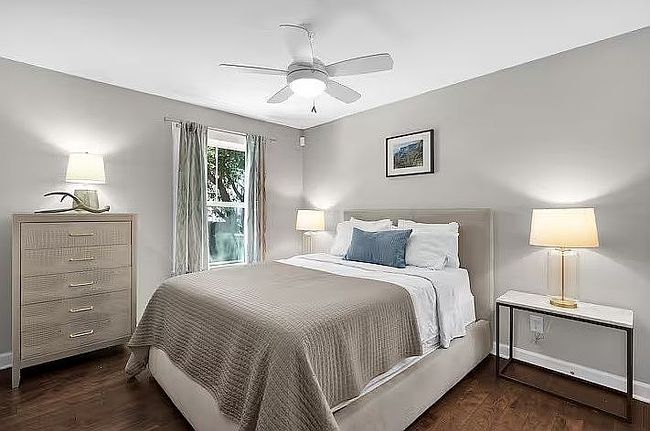 Photo of 1809 W 10th St, Austin, TX