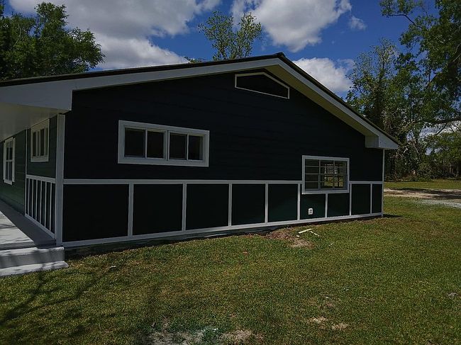 Photo of 210 W Graham St, Mc Rae, GA