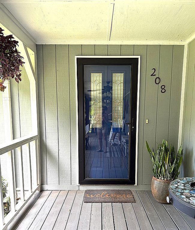 Photo of 208 Sapphire Dr, Juliette, GA