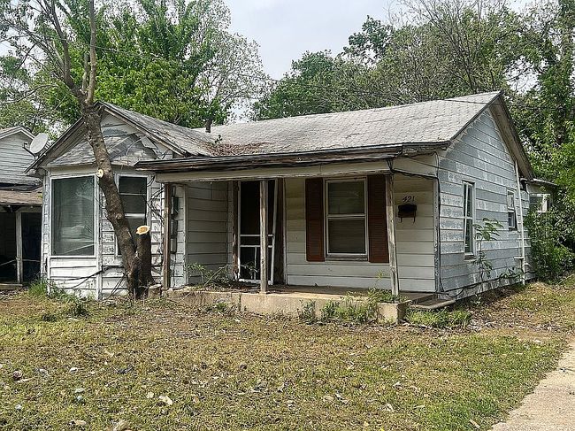 Image of 421 Ross St E