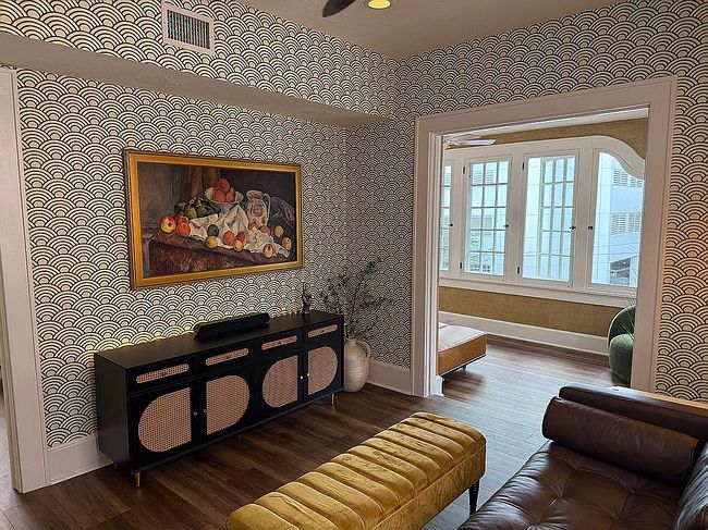 Image of 1221 N Palm Ave Apt 303