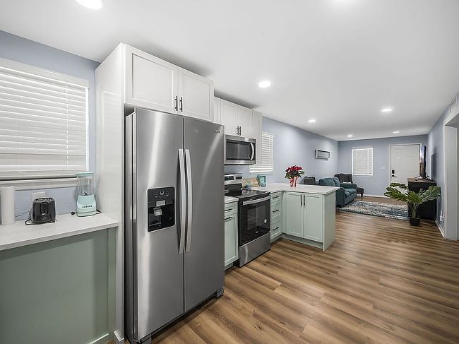 Photo of 629 N F St, Lake Worth, FL