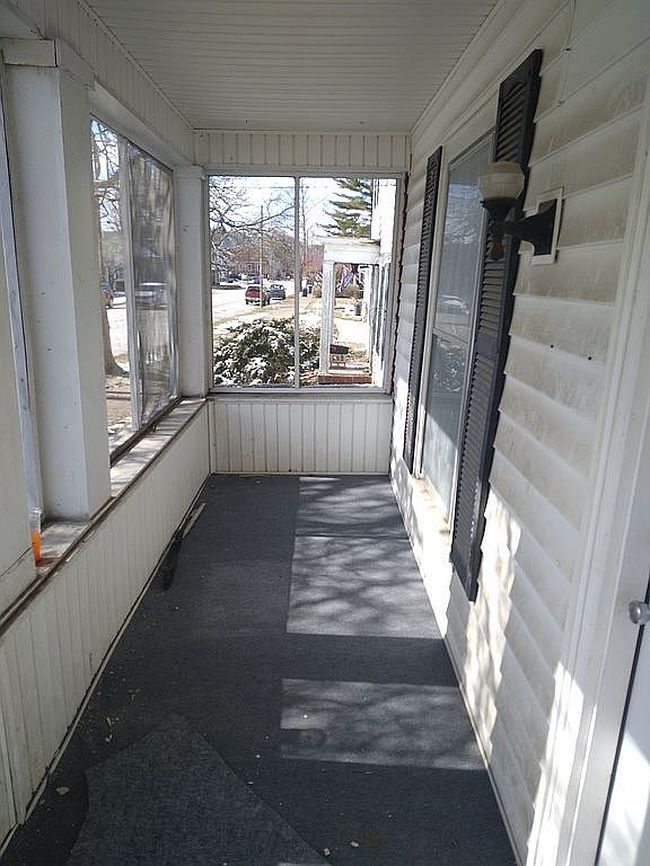 Photo of 1017 E 2nd St, Maysville, KY