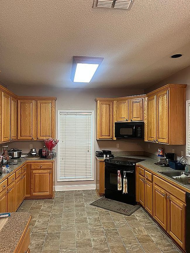 Image of 161 Lake Dr Nw