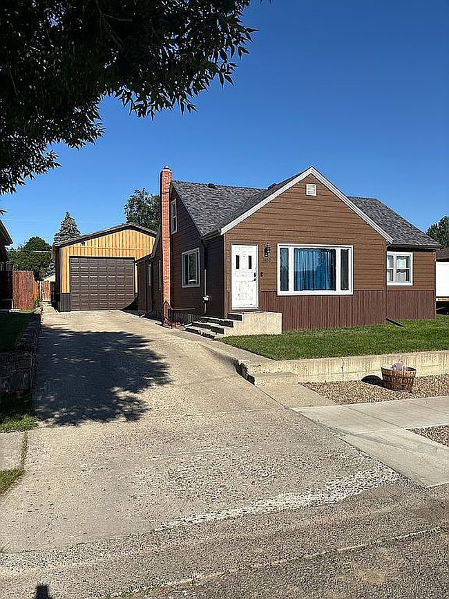 Photo of 1052 Mckinley Ave