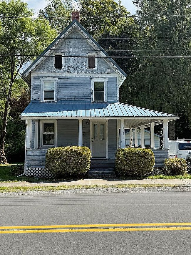 Photo of 365 Valley St, South Williamsport, PA