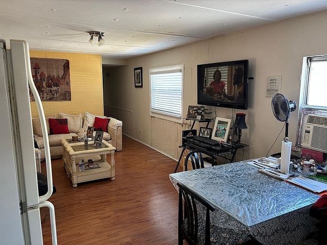 Image of 3015 Nw 27th St
