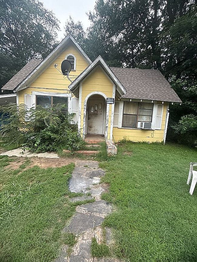 Photo of 642 23rd St Se, Paris, TX