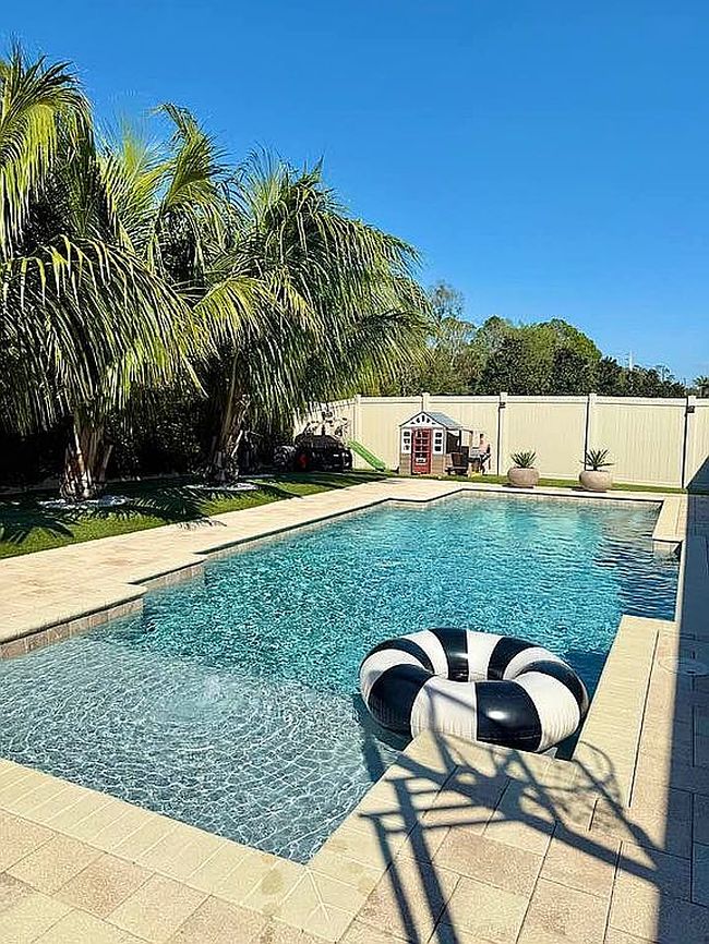 Image of 684 Stone Oak Dr