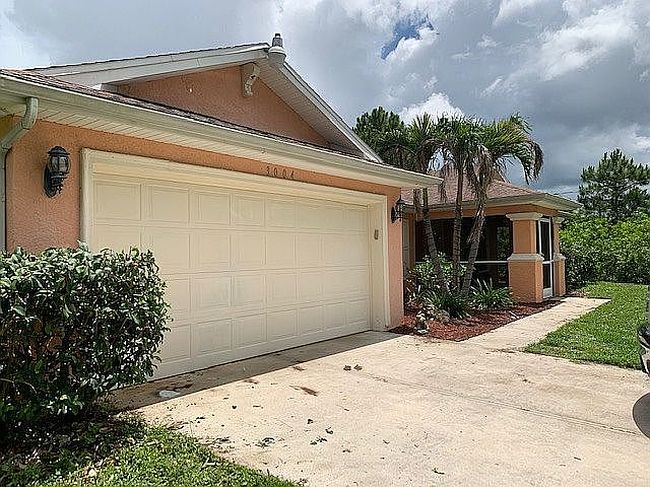 Image of 3004 44th St W