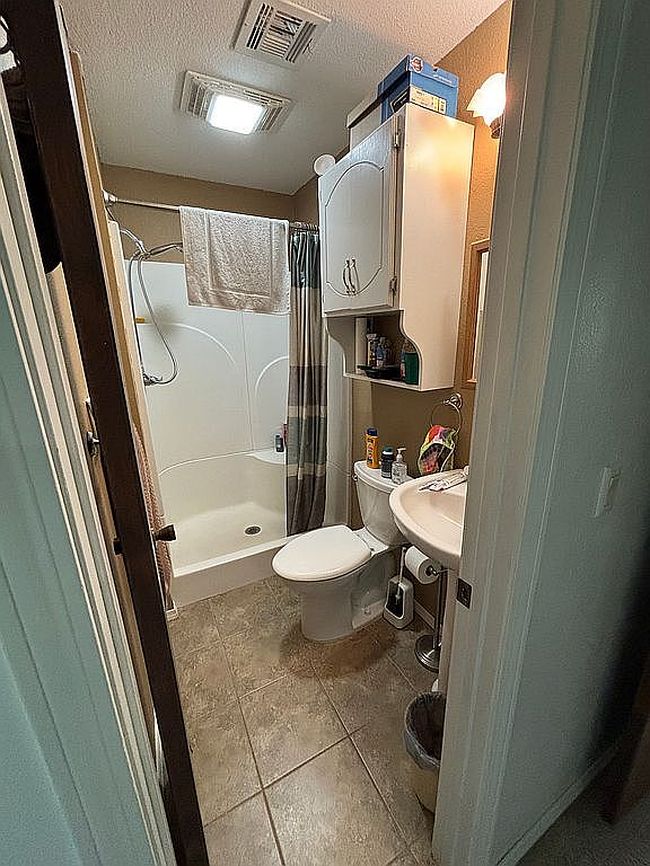 Image of 9003 S Osage Ln