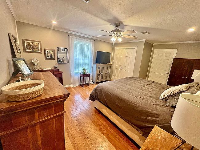 Photo of 135 Palm St, Port Allen, LA
