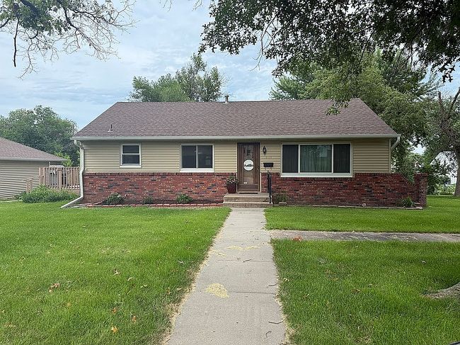 Photo of 1404 14th St, Aurora, NE