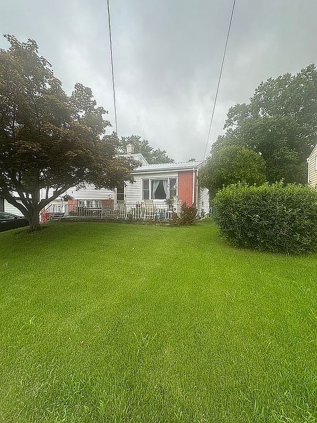 Photo of 6 Ava Ave
