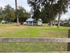 Preview of property located at 412 S Oakridge Ave