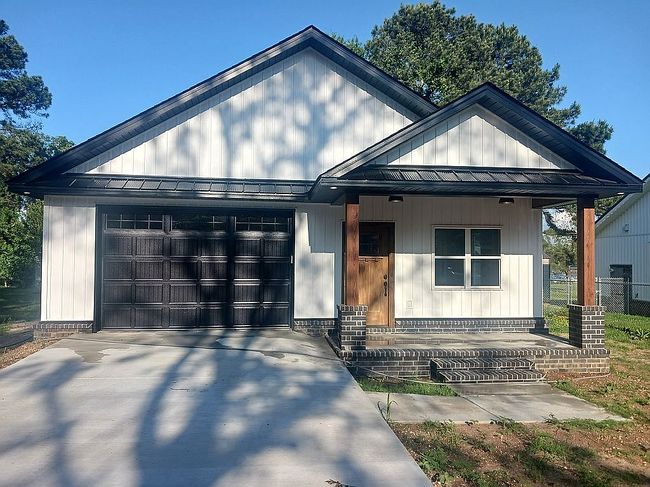 Photo of 112 S Eagle St, Sheridan, AR