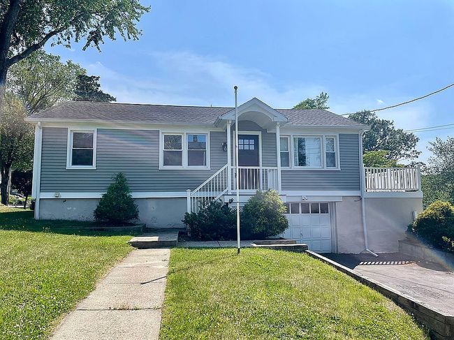 Photo of 94 Florence St, East Haven, CT