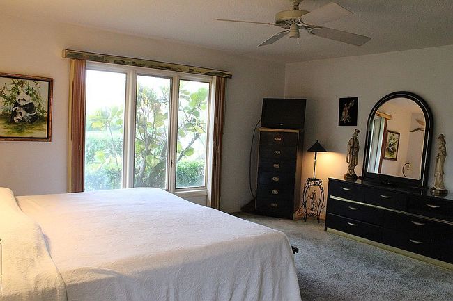 Photo of 3851 Wilshire Dr #9, Sarasota, FL