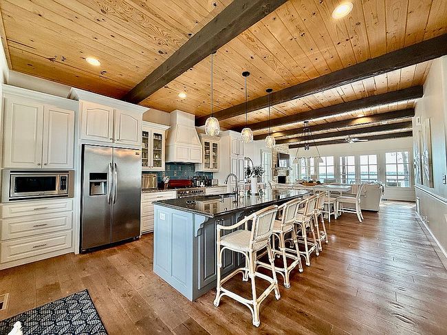 Image of 37264 S Cliff Crest Dr