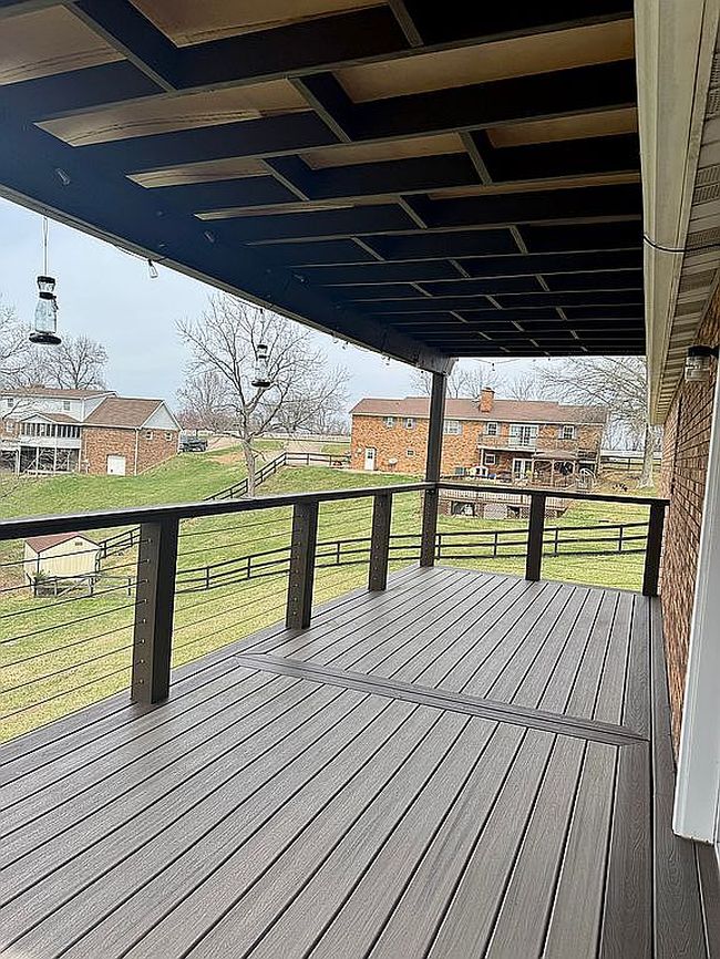 Image of 15919 Lone Oak Dr