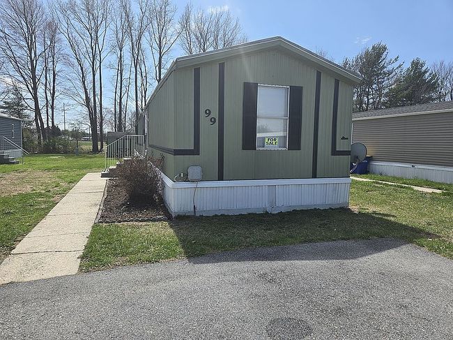 Image of 99 Pine Cone Dr