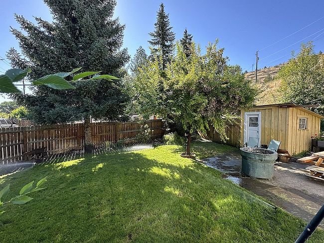 Photo of 748 E Main St, John Day, OR