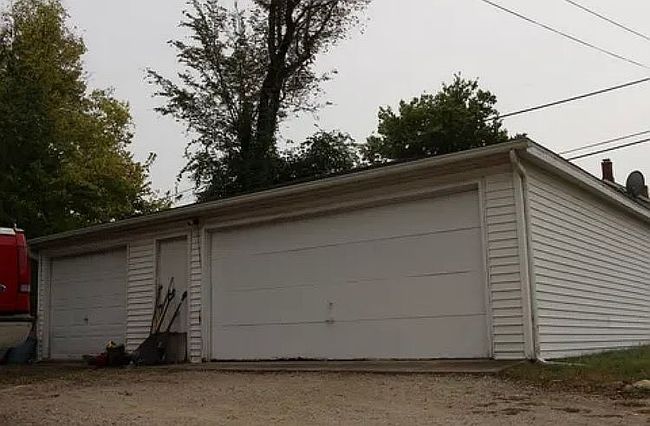 Photo of 157 S Center St, Joliet, IL