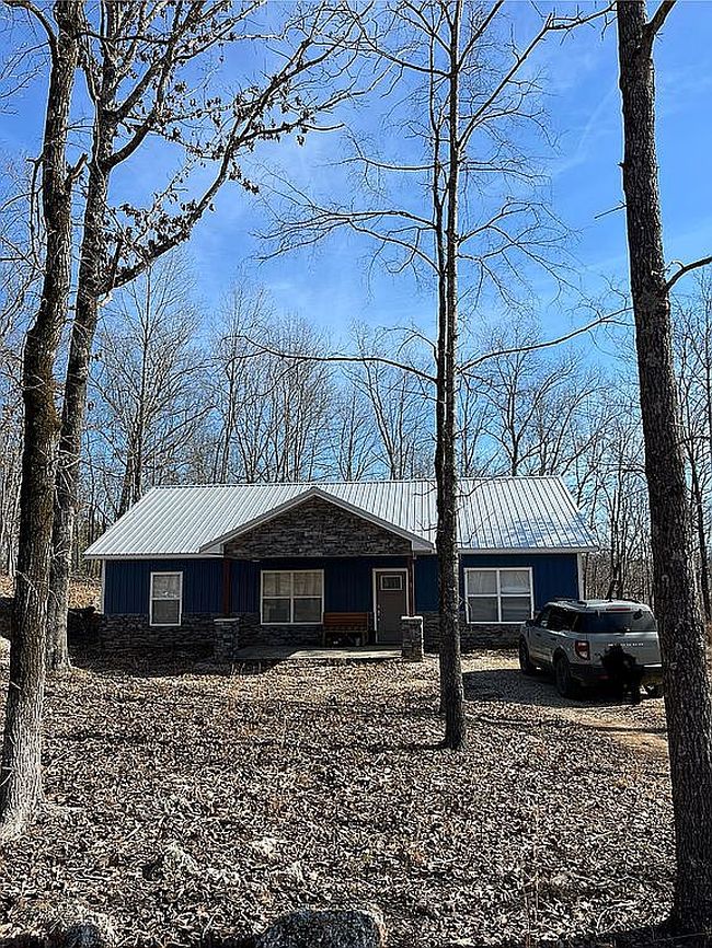 Image of 684 River Valley Rd