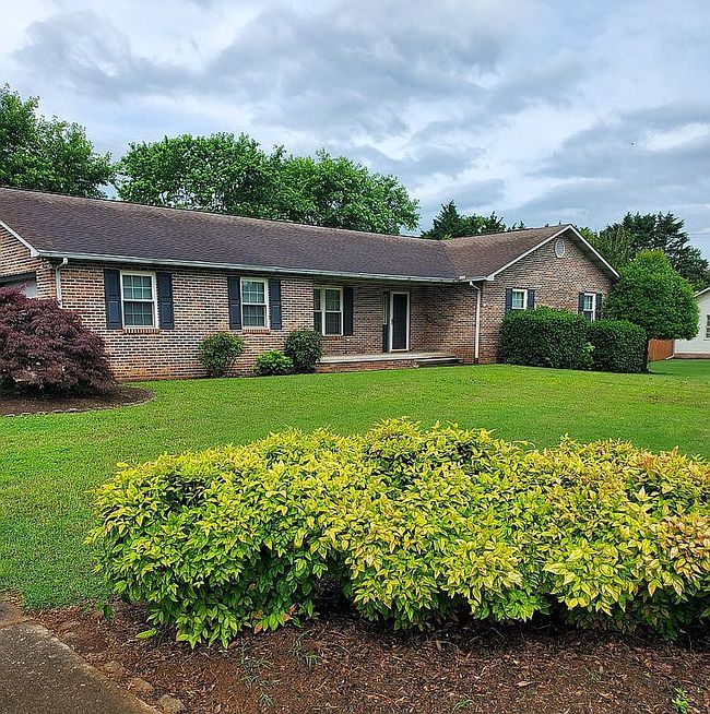 Preview of property located at 407 Westcove Ct
