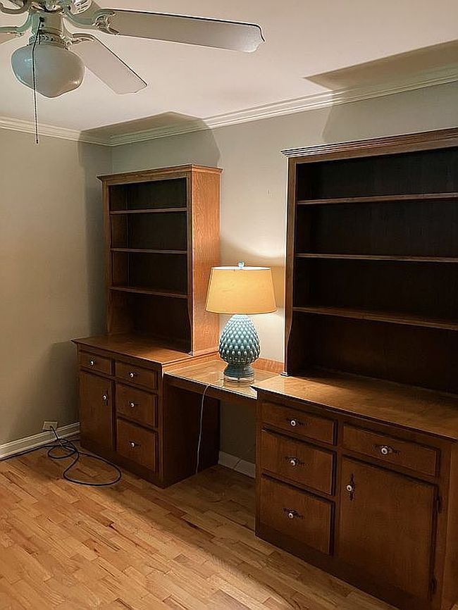 Additional photo 3 of property located at 505 Meadow Ln