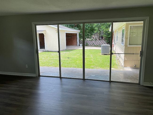 Photo of 1921 Van Buren Cir, Pasadena, TX