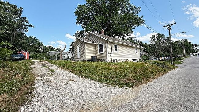 Photo of 3234 Tauromee Ave, Kansas City, KS
