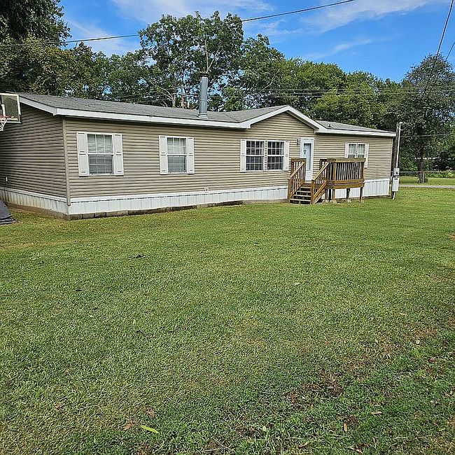 Preview of property located at 16216 Vincent St