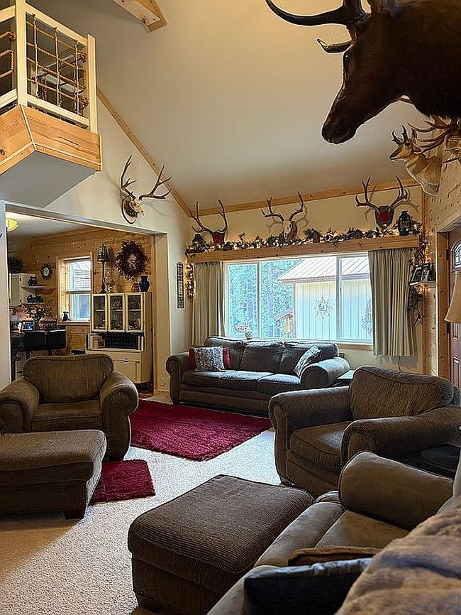 Photo of 545 Blaine Rd, Placerville, ID
