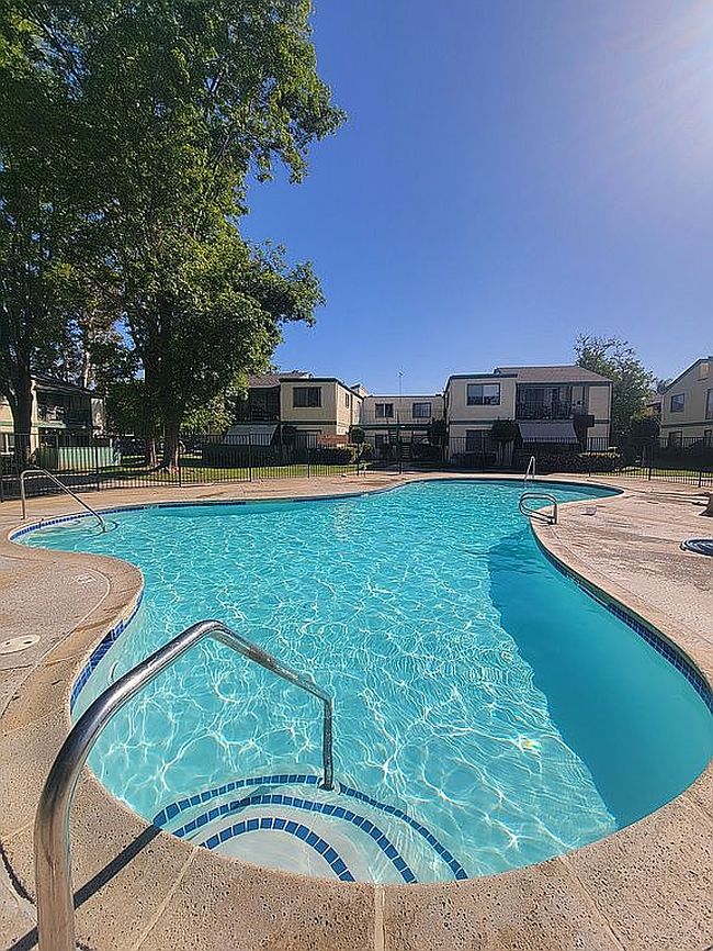 Photo of 1817 E Grand Ave Unit 6, Escondido, CA