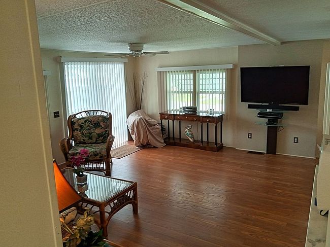 Photo of 10743 1st Way N, Saint Petersburg, FL