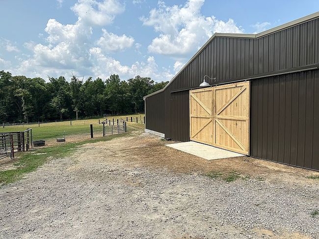 Photo of 6300 Warrior River Rd, Bessemer, AL