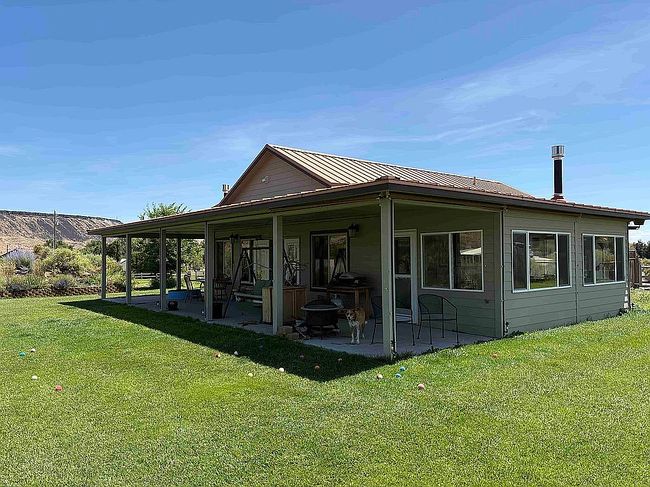 Photo of 8925 Poplar Dr, Melba, ID