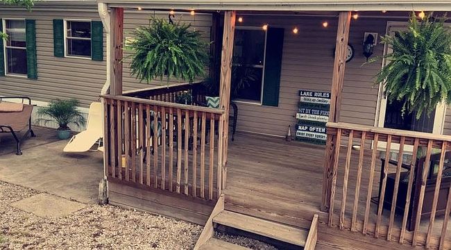 Photo of 4273 N Private Road 1195 E, Loogootee, IN