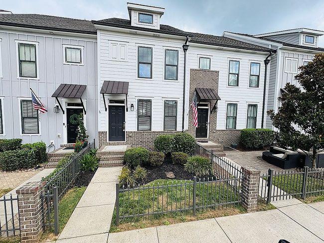 Photo of 133B Capital Ave #502, Mooresville, NC