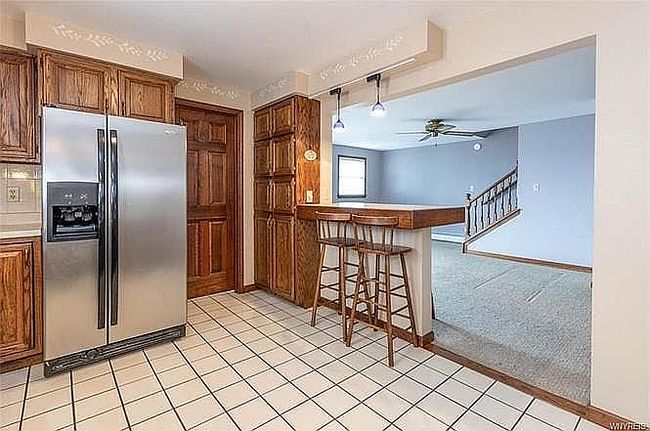Image of 241 S Shore Dr